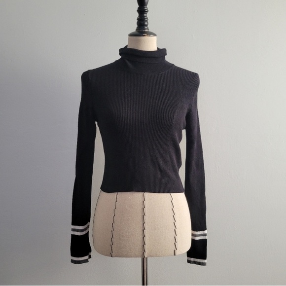 Zara cropped knit turtleneck - size M - Picture 1 of 5